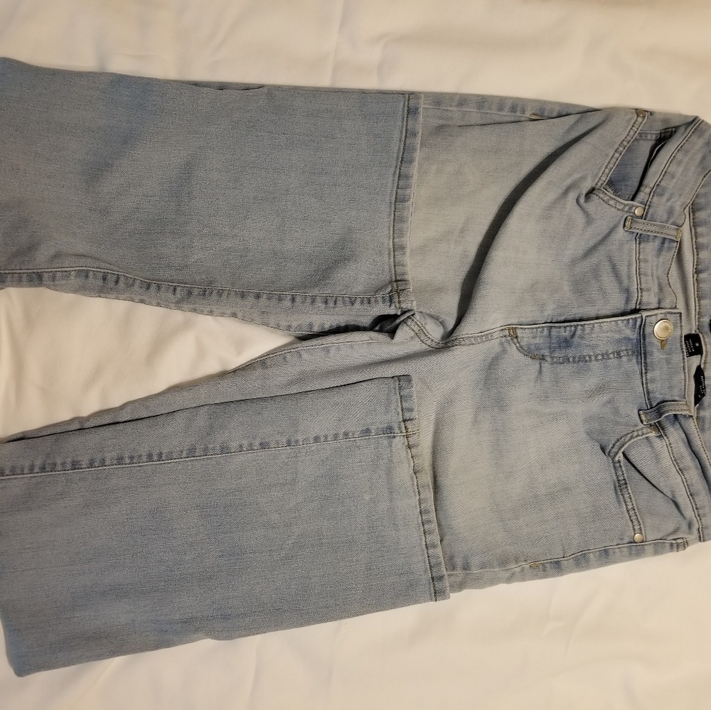 Jean's